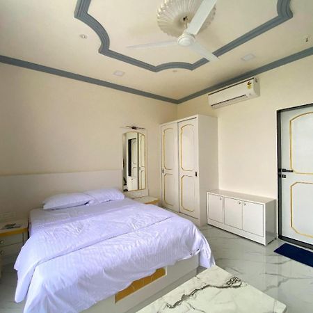 Hotel Vedika Garden Lonavla Zewnętrze zdjęcie