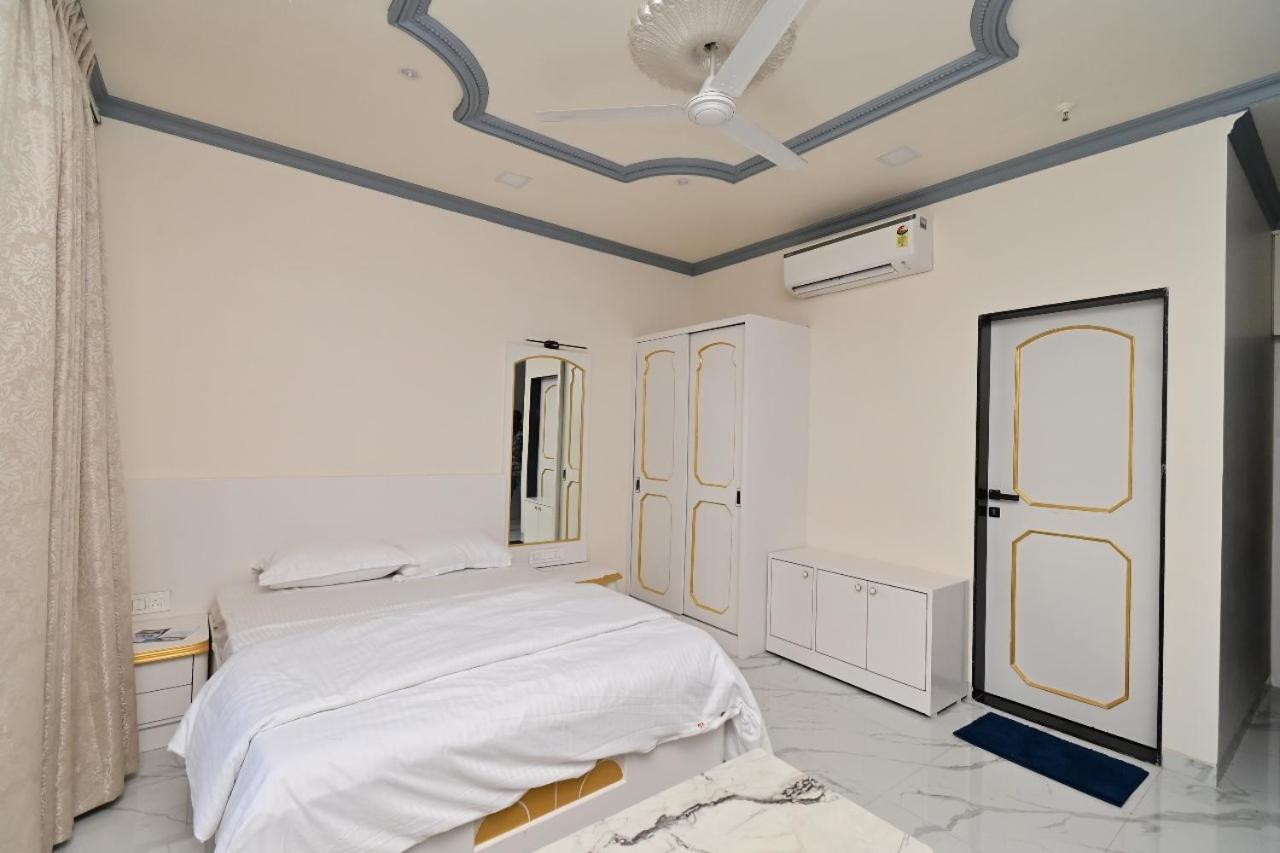 Hotel Vedika Garden Lonavla Zewnętrze zdjęcie